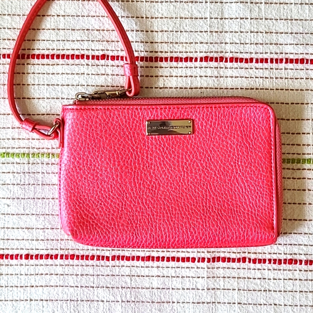 New York & Company wristlet